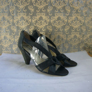 Seychelles Anthropologie Closed Back Cone Heel Strappy Sandal - Size 10 Retro